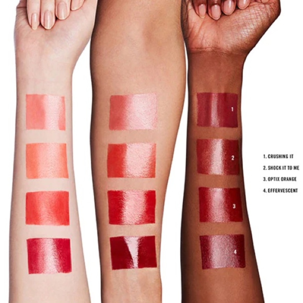 MAC Versicolour Varnish Cream Lip Stain - Picture 5 of 5